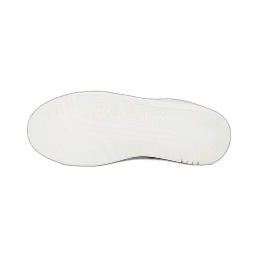Wallys-00T Lace-Up Sneakers