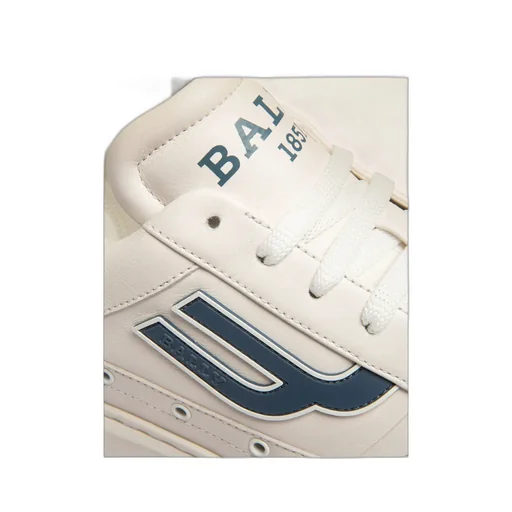 Logo-Patch Leather Sneakers