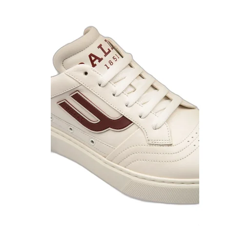 Stitching Leather Sneakers