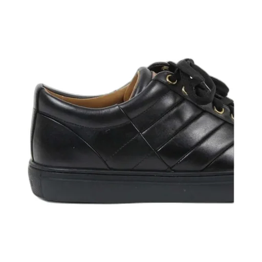 Logo Details Casual Sneakers