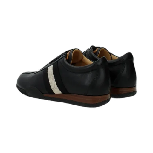 Low-Cut Casual Sneakers