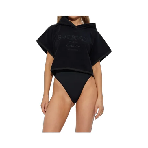 Hooded Cape