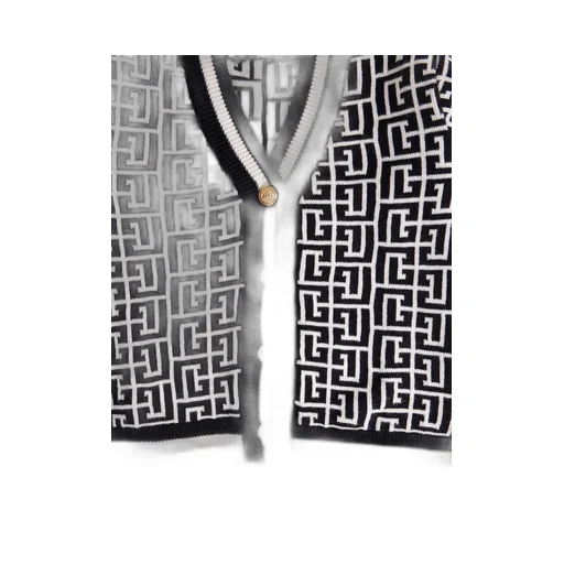 Geometric Pattern Cardigan