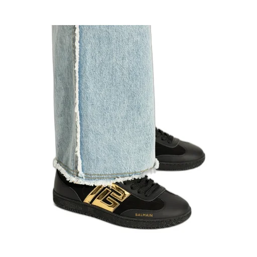 Logo Patch Sports Shoes
