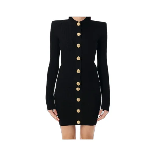 Long Sleeve Buttoned Knit Cardigan
