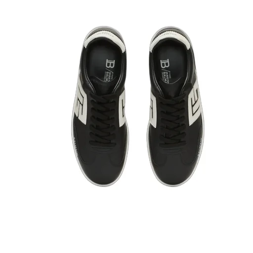 Swan Trainers