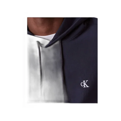 Long-Sleeved Sweatshirt
