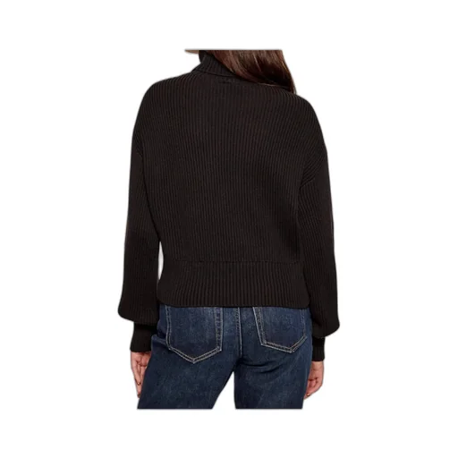 Turtleneck Knitted Pullover