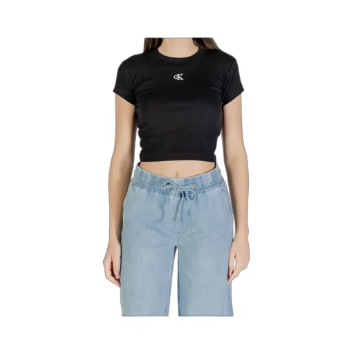 Short-Sleeved T-Shirt