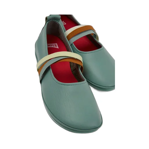 Right Nina Ballerina Shoes