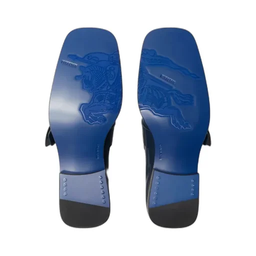 Shield Equestrian Knight Motif Loafers
