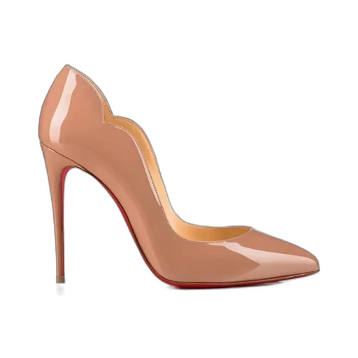 Hot Chick Pointed Toe Pumps