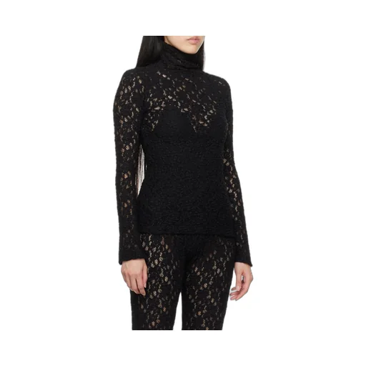 Fitted Turtleneck Knit Top