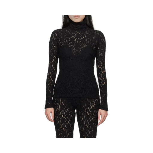 Fitted Turtleneck Knit Top