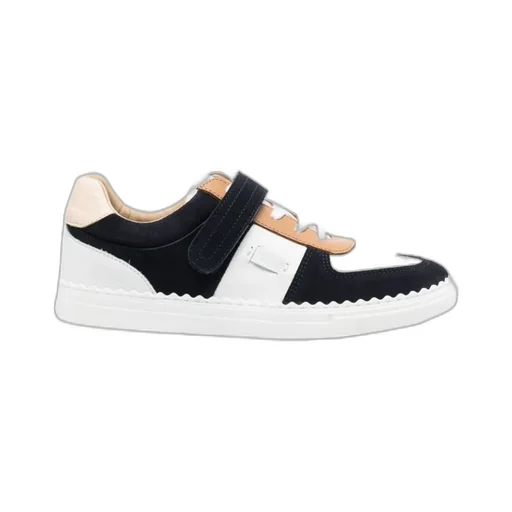 Round Head Lace-Up Sneakers