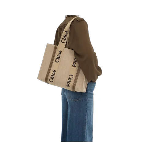 Woody Medium Tote Bag