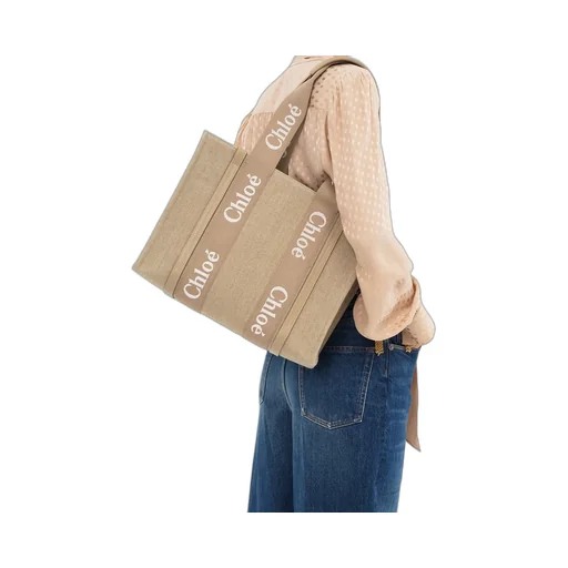 Woody Medium Logo Detailed Tote Bag
