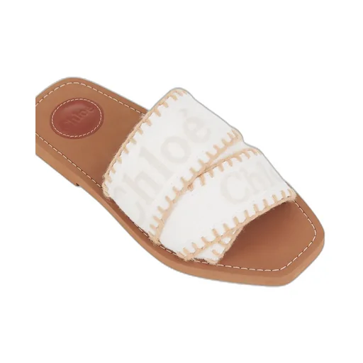 Woody Flat Mules