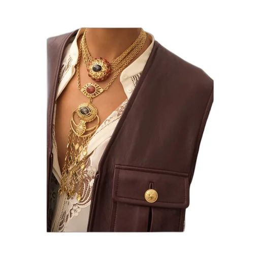 Pocket Detailed Buckled Vest