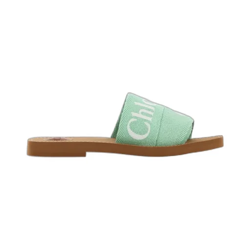 Woody Flat Sandals