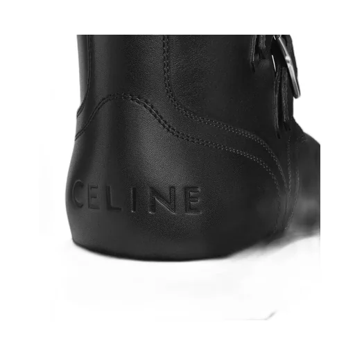 Maggie Buckle Zipped Boot In Shiny Bull