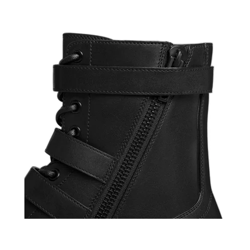 Maggie Buckle Zipped Boot In Shiny Bull