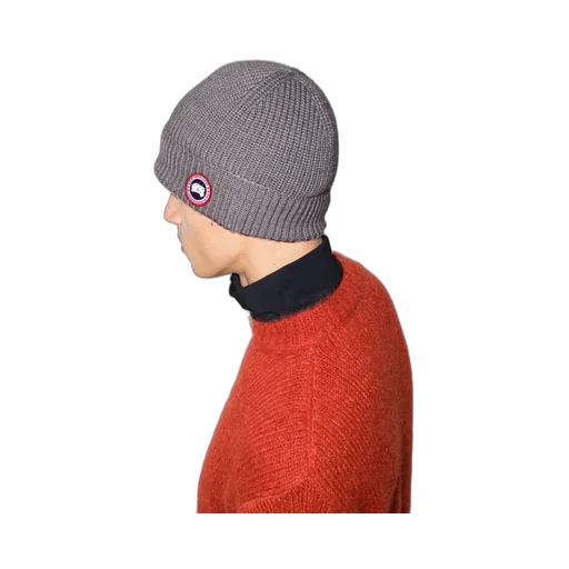 Ribbed-Knit Logo-Patch Beanie