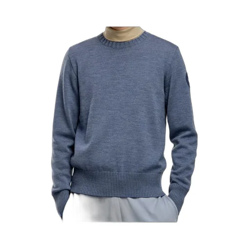 Long-Sleeved Pullover