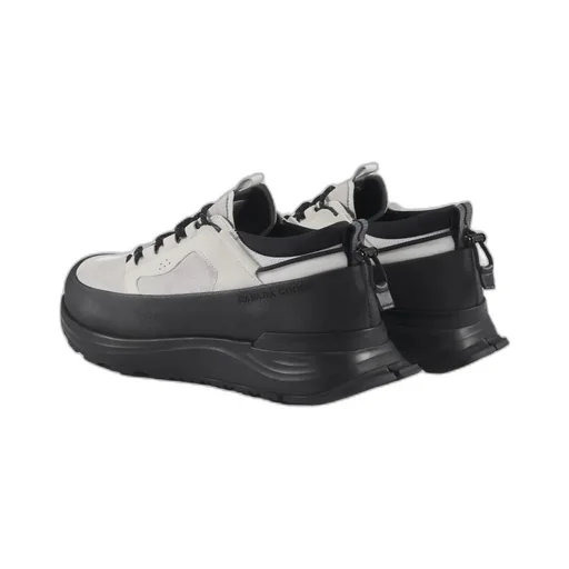 Glacier Trail Sneaker