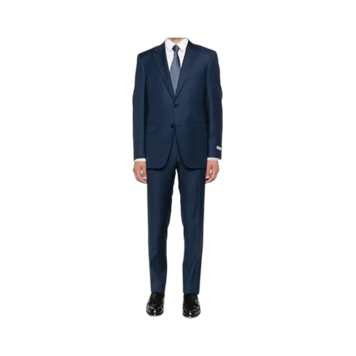Long-Sleeved Suit