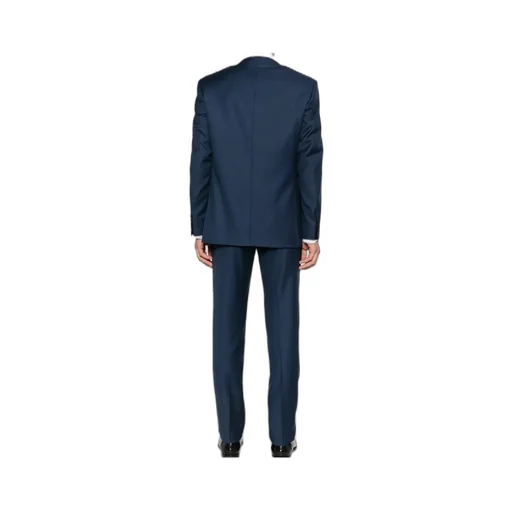 Long-Sleeved Suit