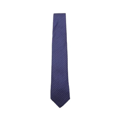Pointed Tie