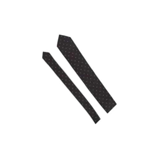 Square-Pattern Tie