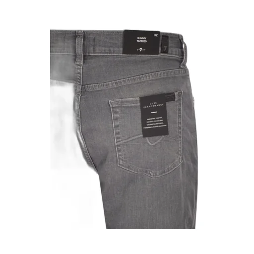 Slimmy Tapered Jeans