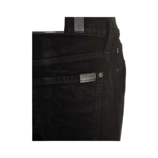 Belt-Loop Jeans