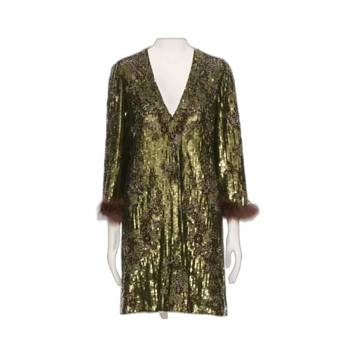 V-Neck Dress With Rough Cuffs