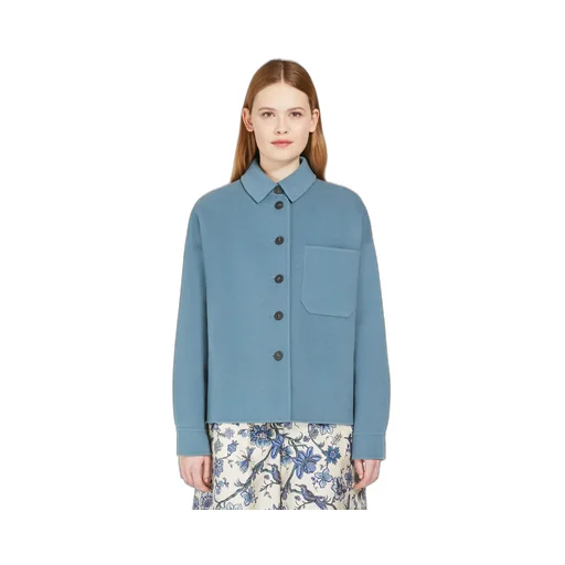 Buttoned Long-Sleeved Jacket