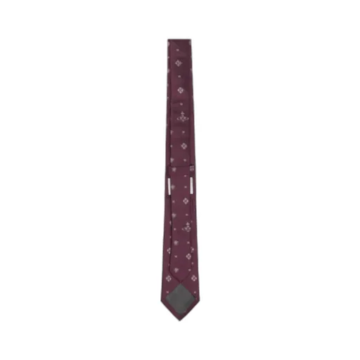 Pointed Tie