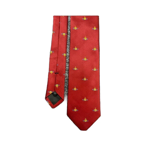 Pointed Tie
