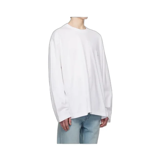 Long-Sleeved T-Shirt