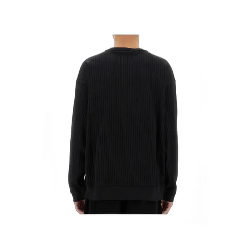 Long-Sleeved Sweatshirt