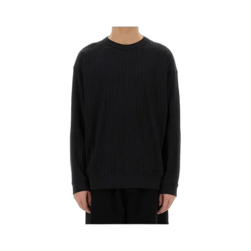 Long-Sleeved Sweatshirt