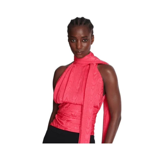 Sleeveless Top With Draped Collar