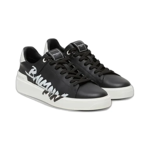 B Court Low-Top Sneakers