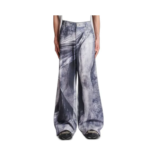 Loose-Fitting Statue Print Jeans