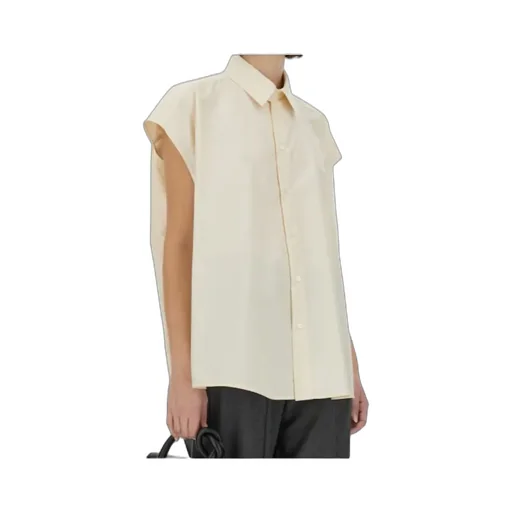 Sleeveless Shirt