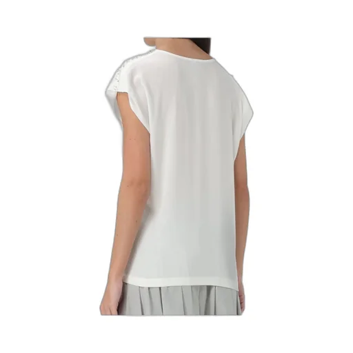 Short-Sleeved T-Shirt