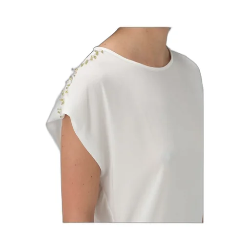 Short-Sleeved T-Shirt