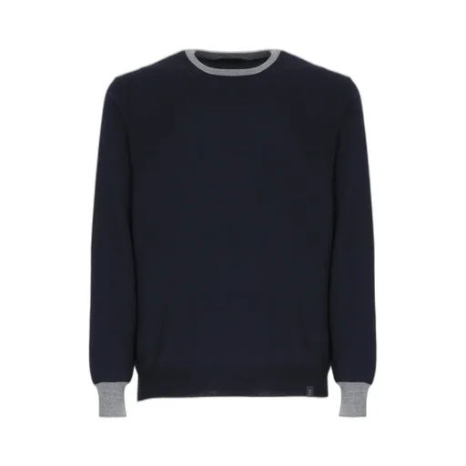 Round Neck Sweater