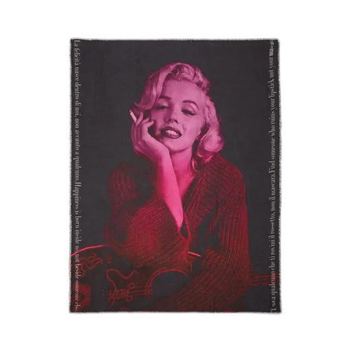 Marilyn Scarf